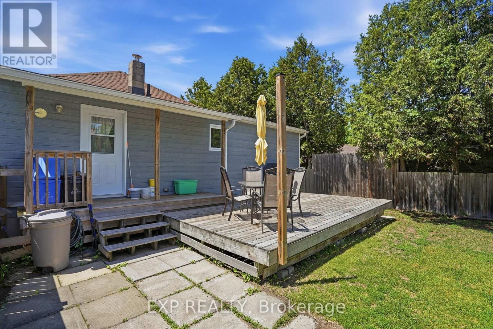 












599 VICTOR STREET

,
Clarence-Rockland,




Ontario
K4K1E5

