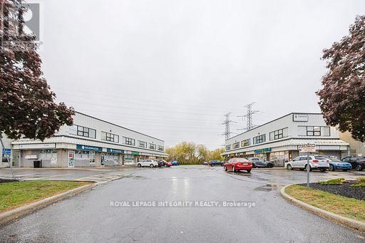 












204 - 43 ROYDON PLACE

,
Ottawa,




Ontario
K2E1A3

