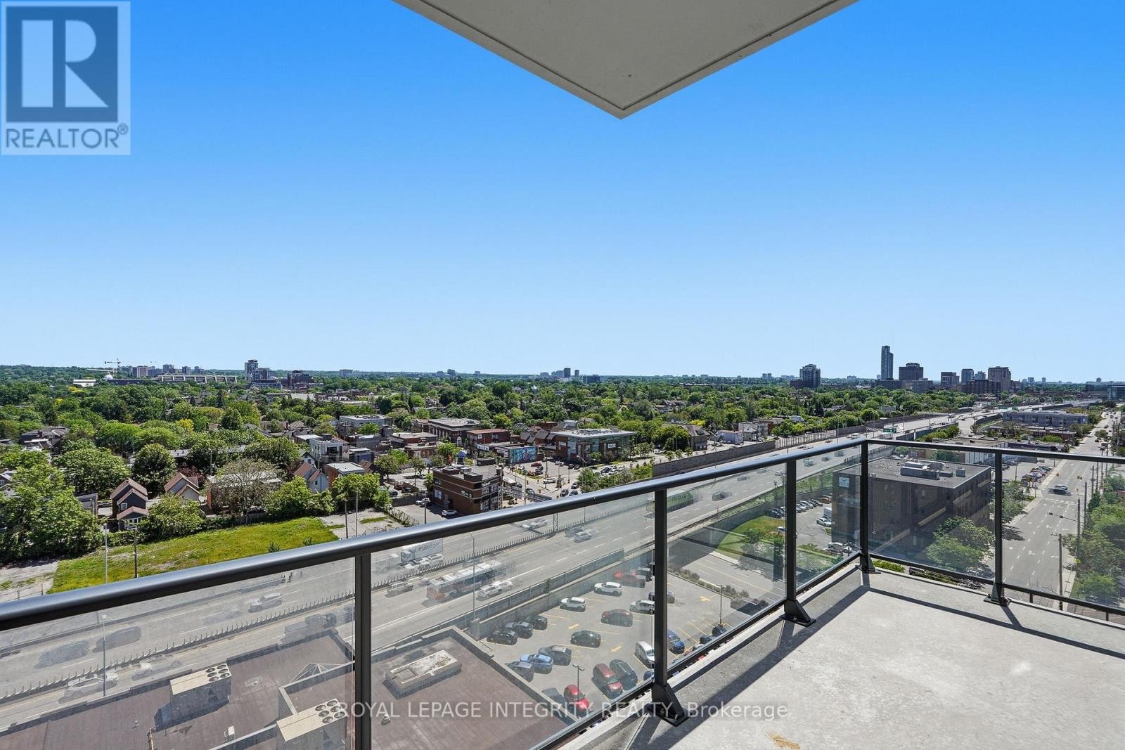 












1203 - 203 CATHERINE STREET

,
Ottawa,




Ontario
K2P1J5

