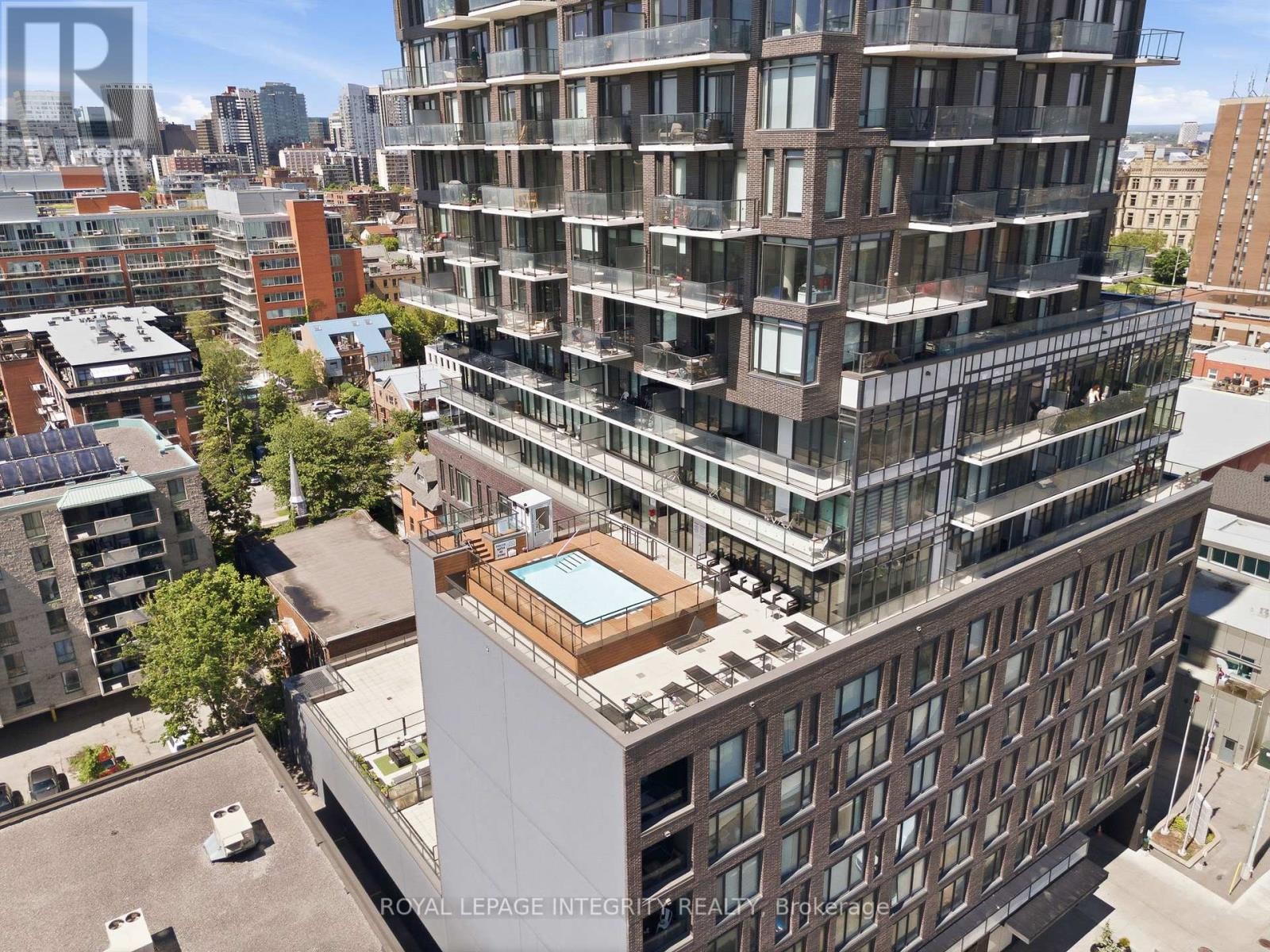 












1203 - 203 CATHERINE STREET

,
Ottawa,




Ontario
K2P1J5

