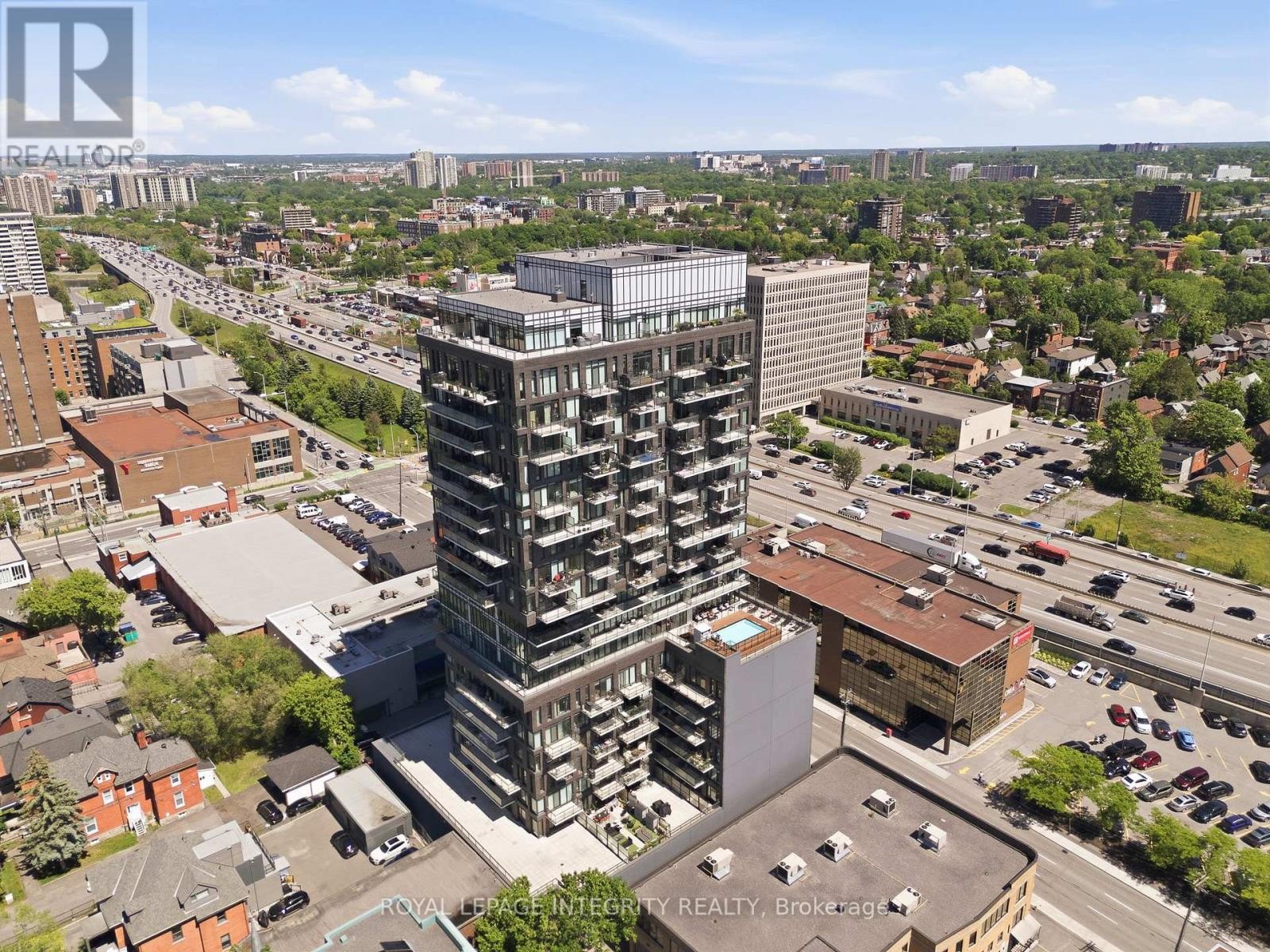 












1203 - 203 CATHERINE STREET

,
Ottawa,




Ontario
K2P1J5

