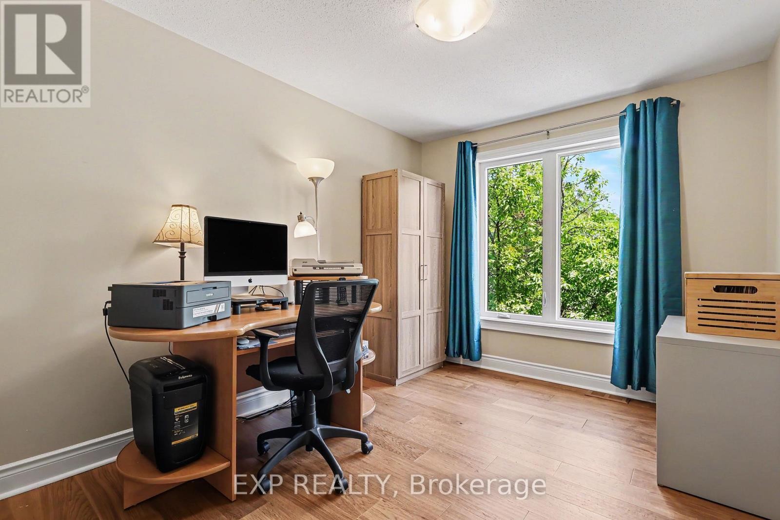 












25 - 1856 SUMMERFIELDS CRESCENT

,
Ottawa,




Ontario
K1C7B7

