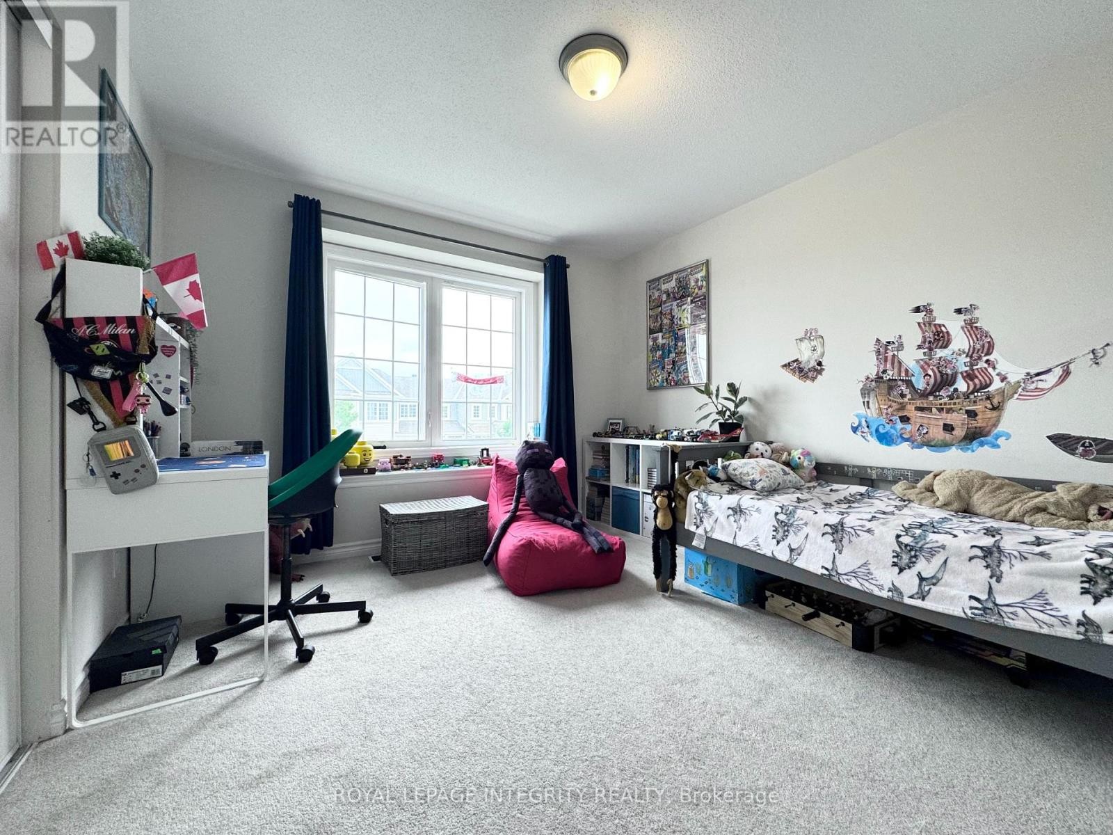 












3580 RIVER RUN AVENUE

,
Ottawa,




Ontario
K2J6J7

