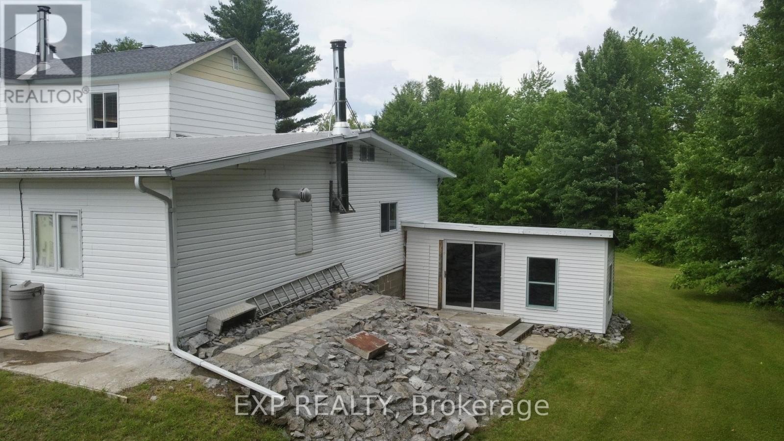 












3620 CARRIERE ROAD

,
Alfred and Plantagenet,




Ontario
K0B1A0

