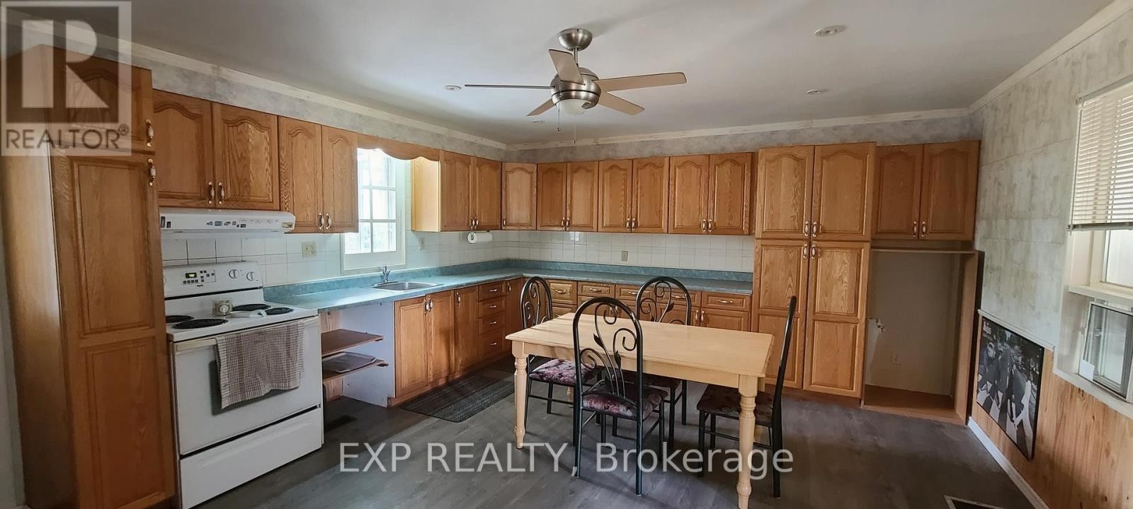 












3620 CARRIERE ROAD

,
Alfred and Plantagenet,




Ontario
K0B1A0

