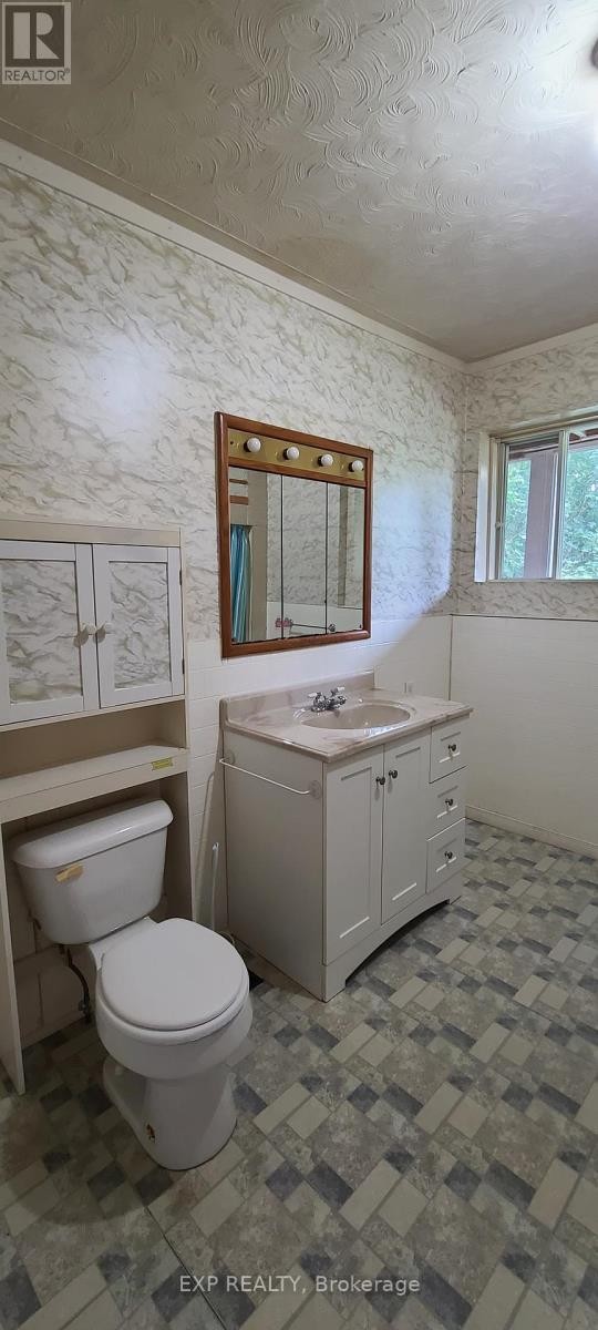 












3620 CARRIERE ROAD

,
Alfred and Plantagenet,




Ontario
K0B1A0

