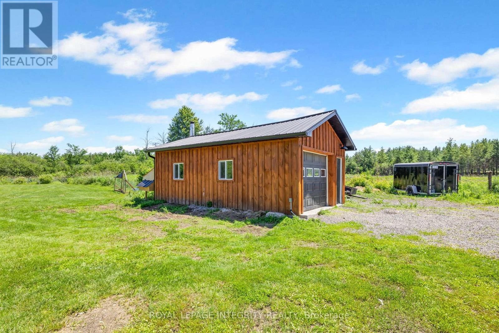 












4228 O'NEIL ROAD

,
Ottawa,




Ontario
K0A1B0

