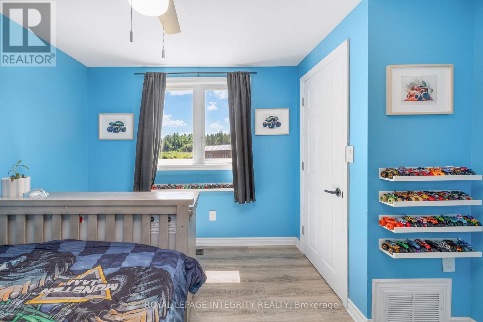












4228 O'NEIL ROAD

,
Ottawa,




Ontario
K0A1B0

