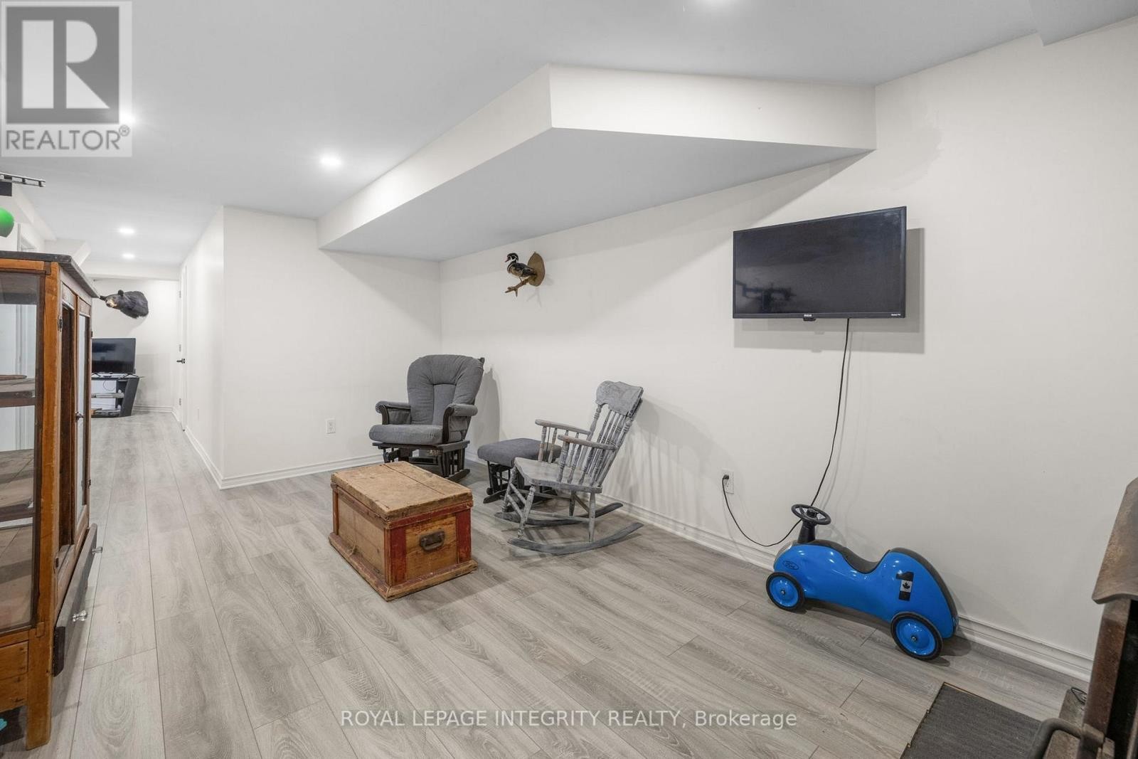 












4228 O'NEIL ROAD

,
Ottawa,




Ontario
K0A1B0

