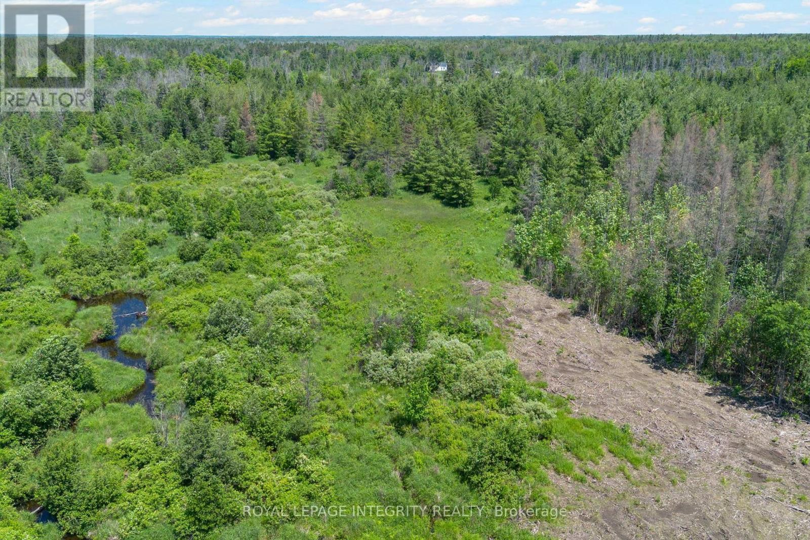 












4228 O'NEIL ROAD

,
Ottawa,




Ontario
K0A1B0

