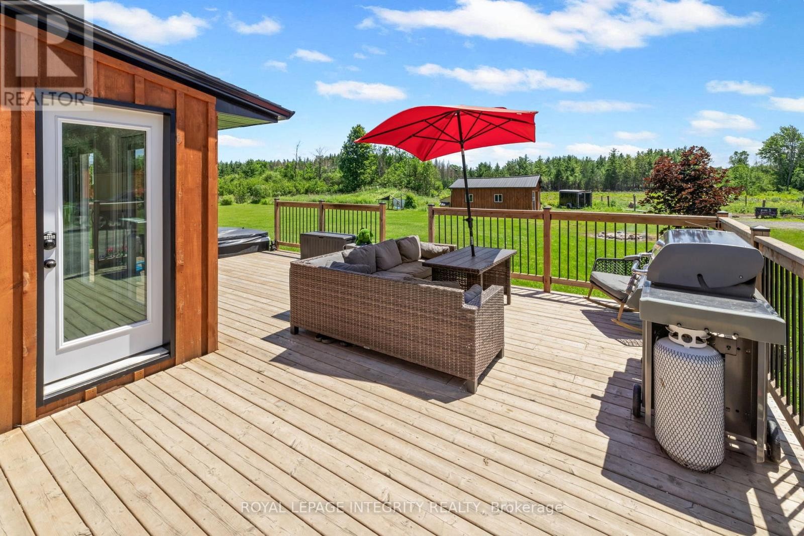 












4228 O'NEIL ROAD

,
Ottawa,




Ontario
K0A1B0

