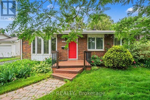 1021 Cadboro Road