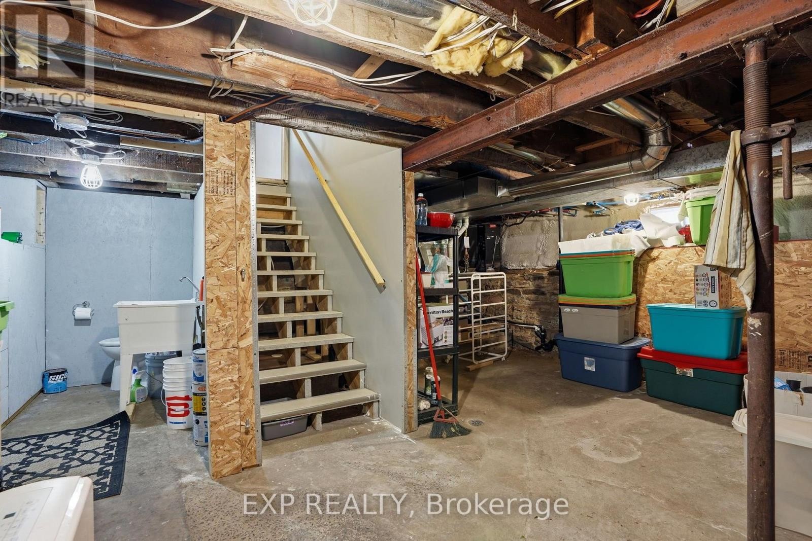 












599 VICTOR STREET

,
Clarence-Rockland,




Ontario
K4K1E5

