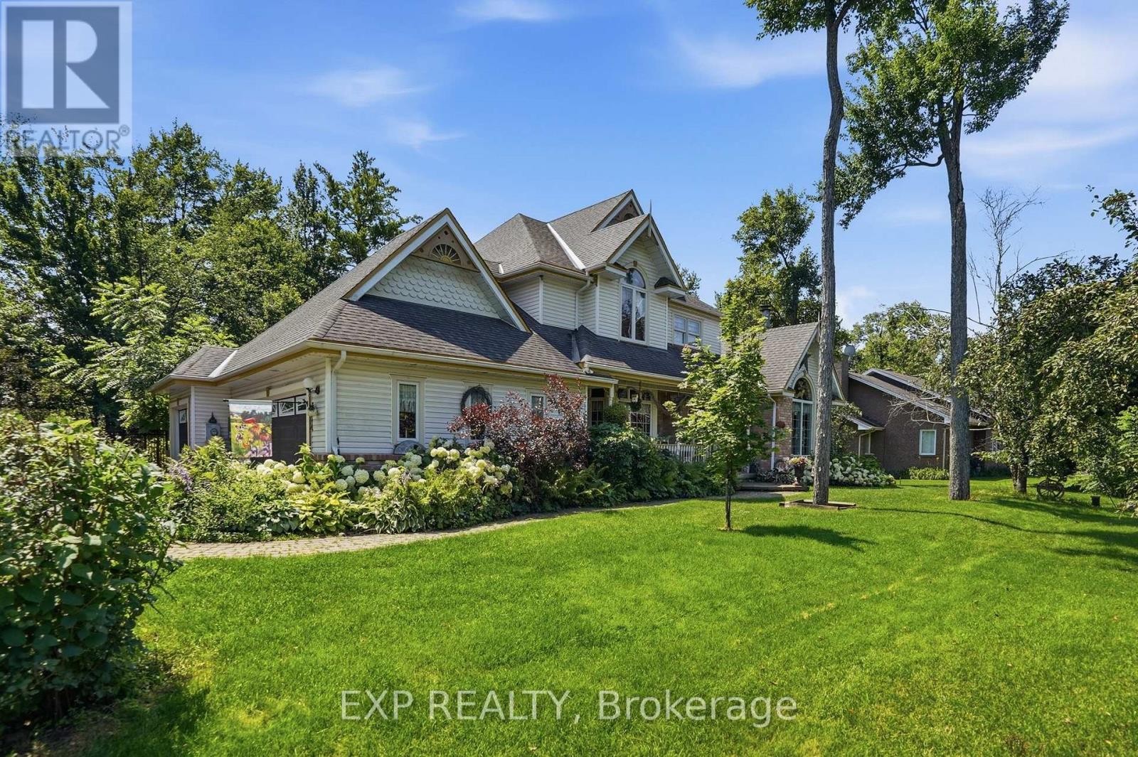 












1259 RANDBORO CRESCENT

,
Ottawa,




Ontario
K4B1K7

