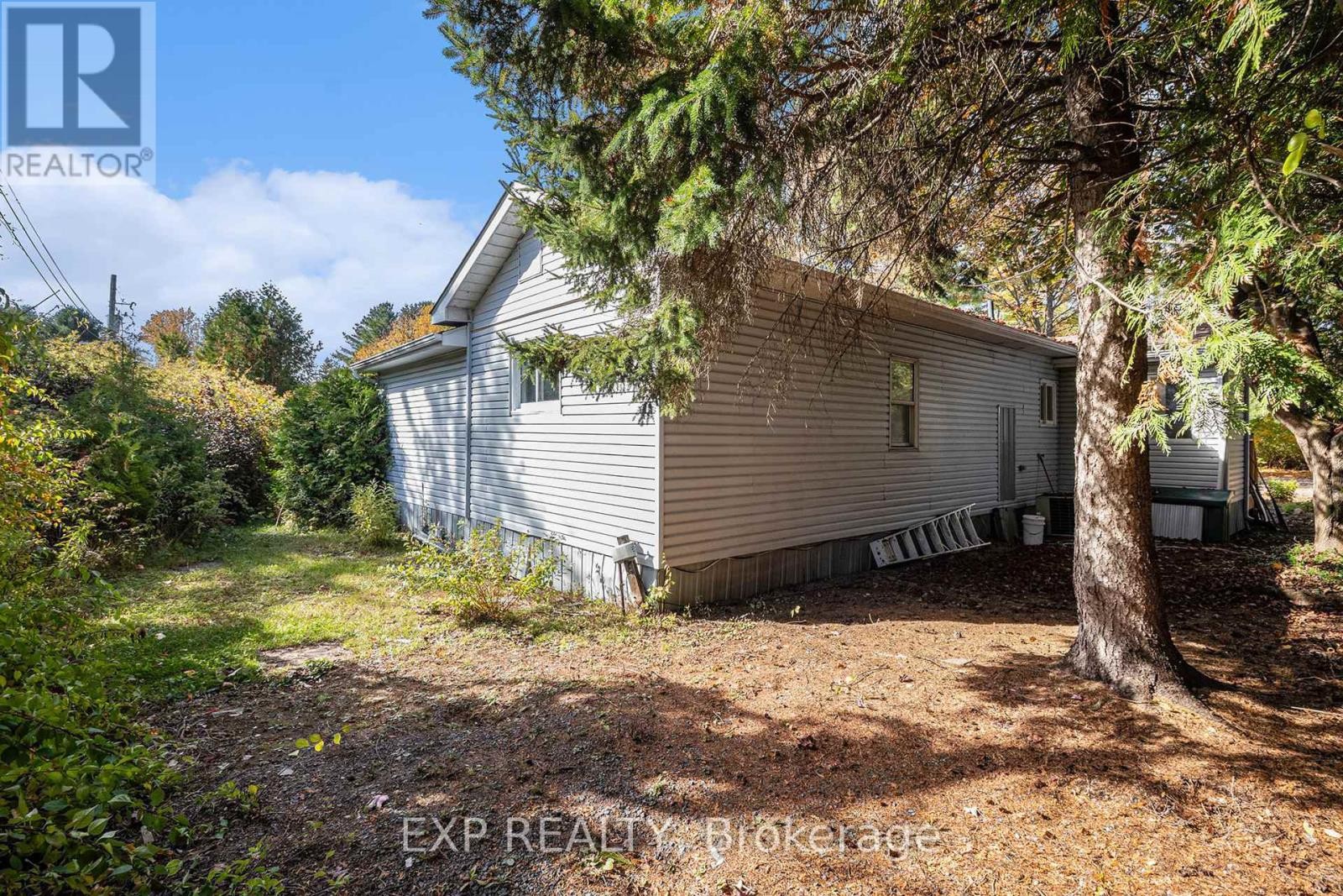 












6 - 1210 ST FELIX ROAD

,
Clarence-Rockland,




Ontario
K0A2A0

