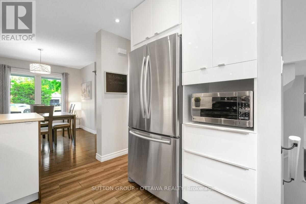 












1234 ANOKA STREET

,
Ottawa,




Ontario
K1V6C6


