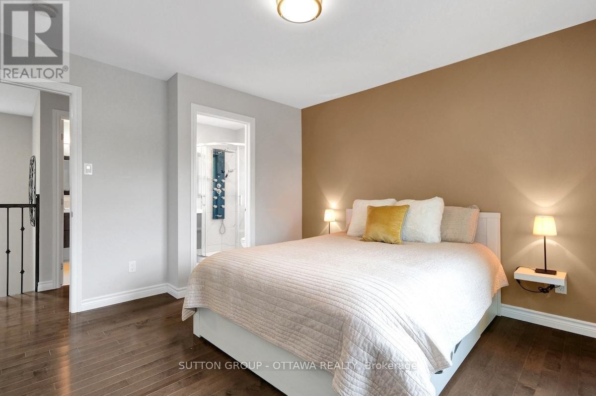 












1234 ANOKA STREET

,
Ottawa,




Ontario
K1V6C6

