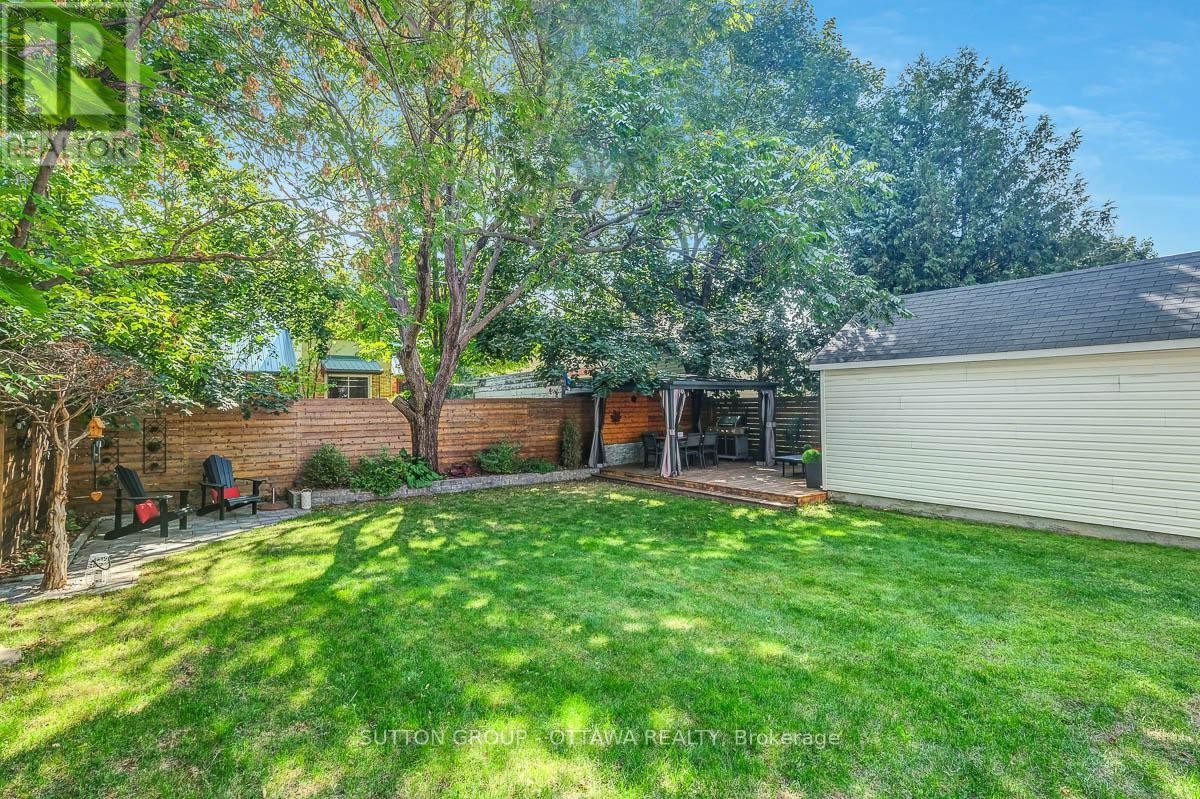 












1234 ANOKA STREET

,
Ottawa,




Ontario
K1V6C6

