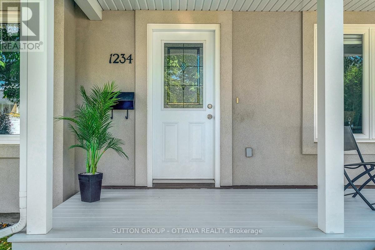 












1234 ANOKA STREET

,
Ottawa,




Ontario
K1V6C6

