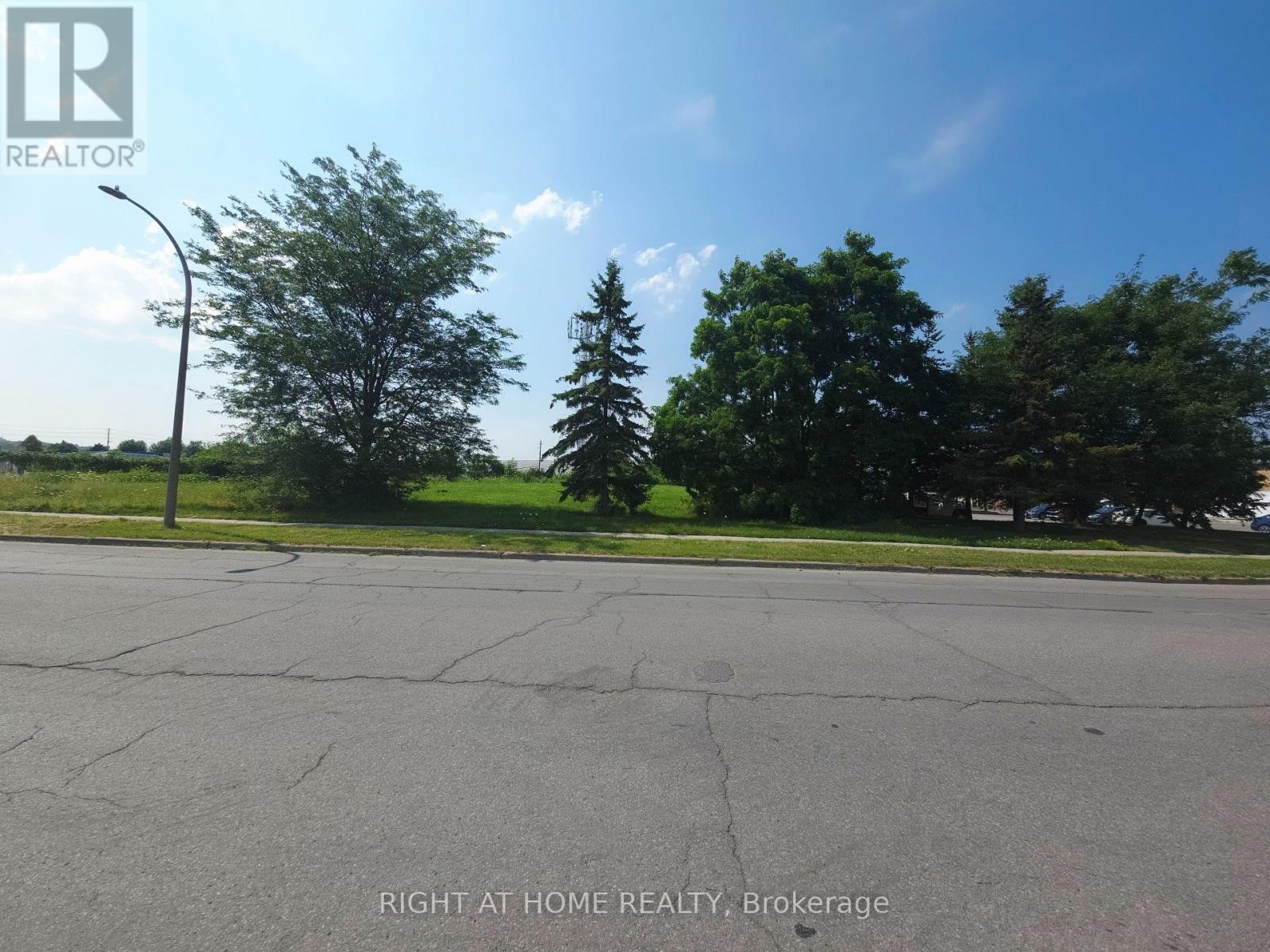 












5351 CANOTEK ROAD

,
Ottawa,







Ontario
K1J1J5

