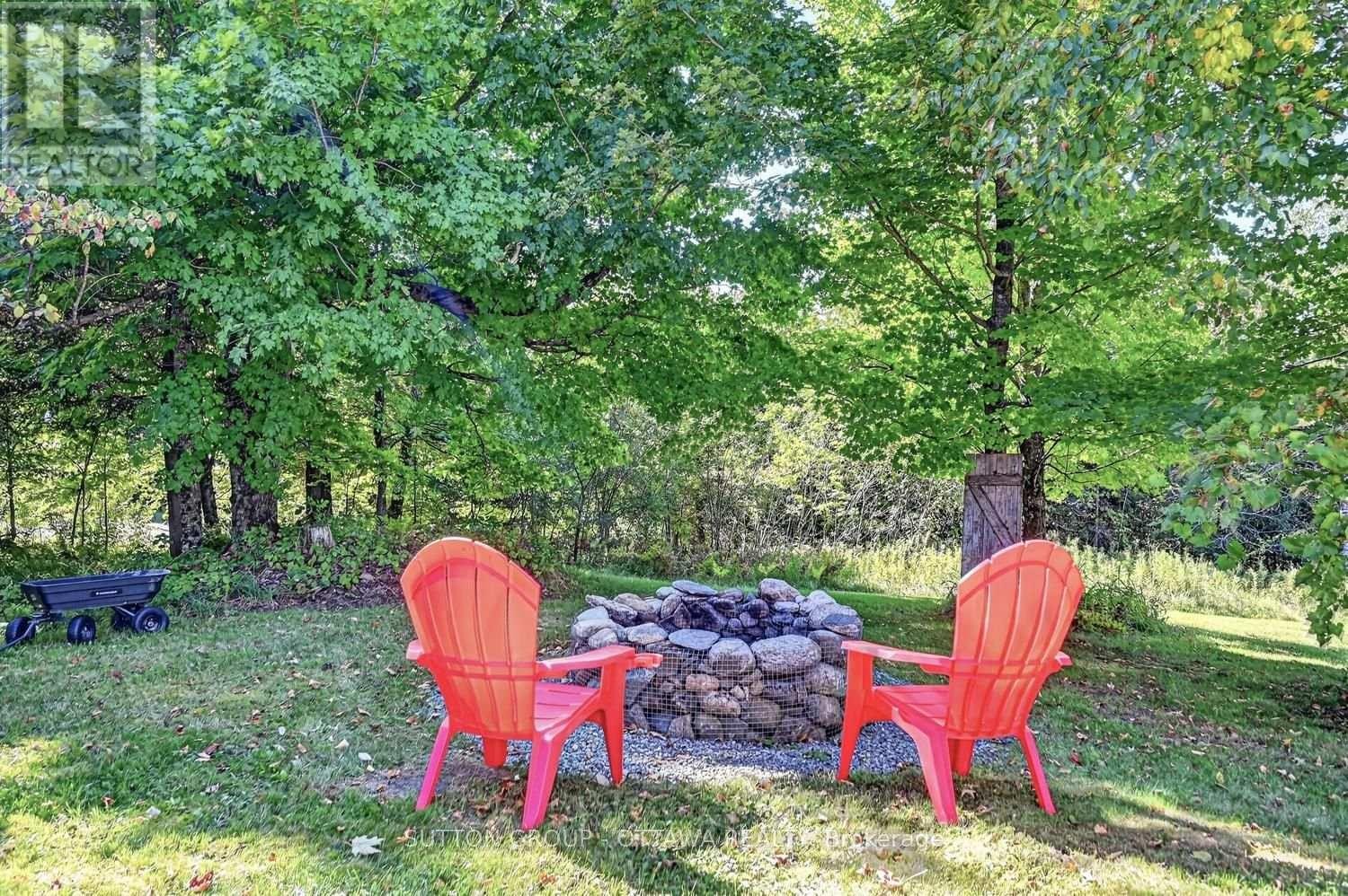 












610 3RD CONCESSION DALHOUSIE CONCESSION

,
Lanark Highlands,




Ontario
K0G1K0

