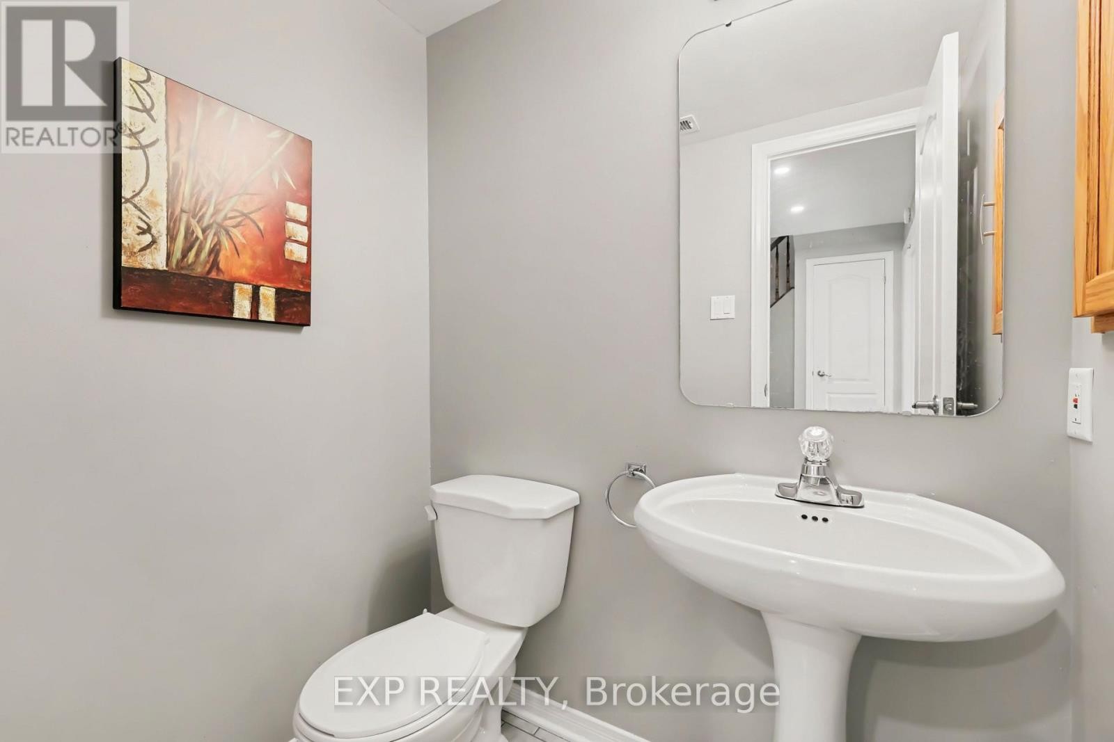 












1848 SUMMERFIELDS CRESCENT

,
Ottawa,




Ontario
K1C7B7

