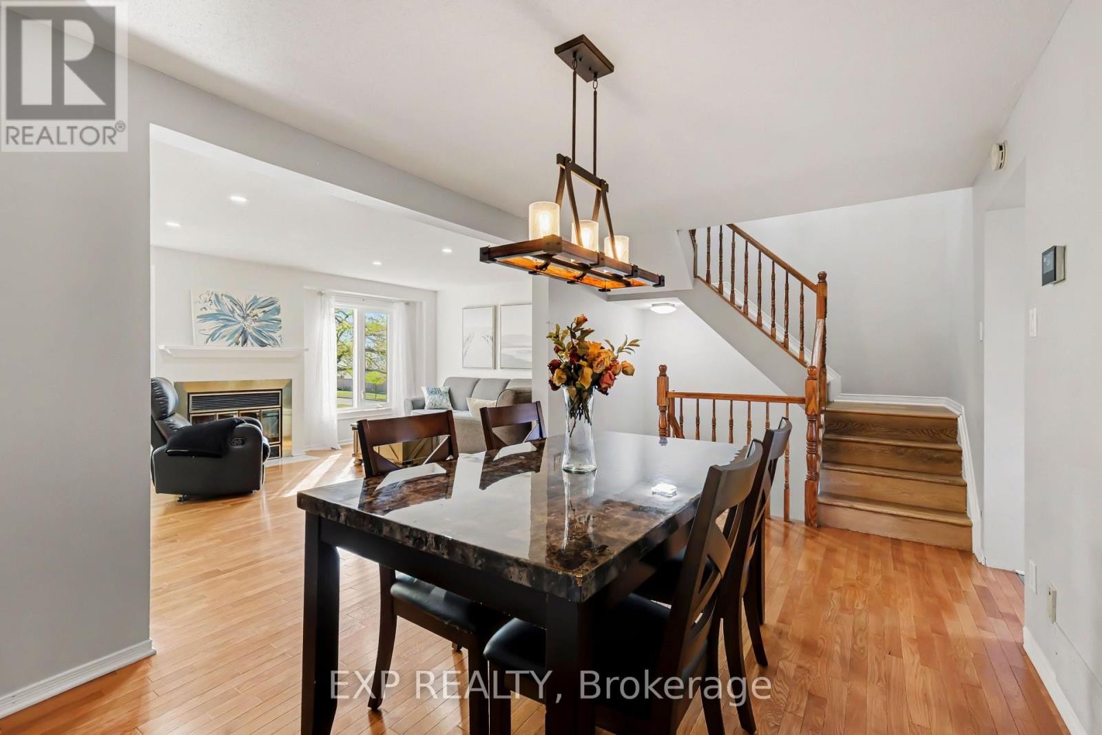 












1848 SUMMERFIELDS CRESCENT

,
Ottawa,




Ontario
K1C7B7

