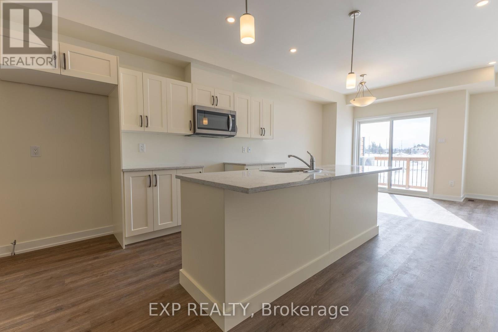 












1202 COPE DRIVE

,
Ottawa,




Ontario
K2S3C4

