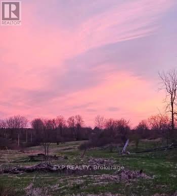 












752 BENNETT LAKE ROAD

,
Tay Valley,







Ontario
K0G1A0

