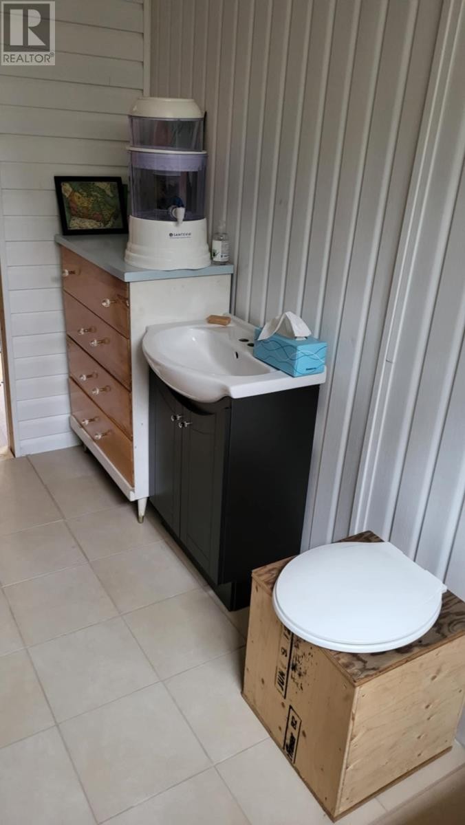 












10 Swallow Point Road

,
Goose River,







Prince Edward Island
C0A2A0

