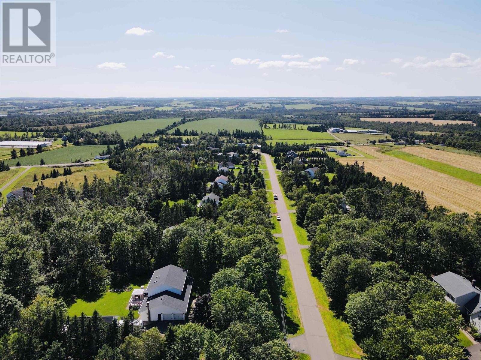 












Lot 1 Carter Court|Fox Run Drive

,
Charlottetown,







Prince Edward Island
C1E2H9

