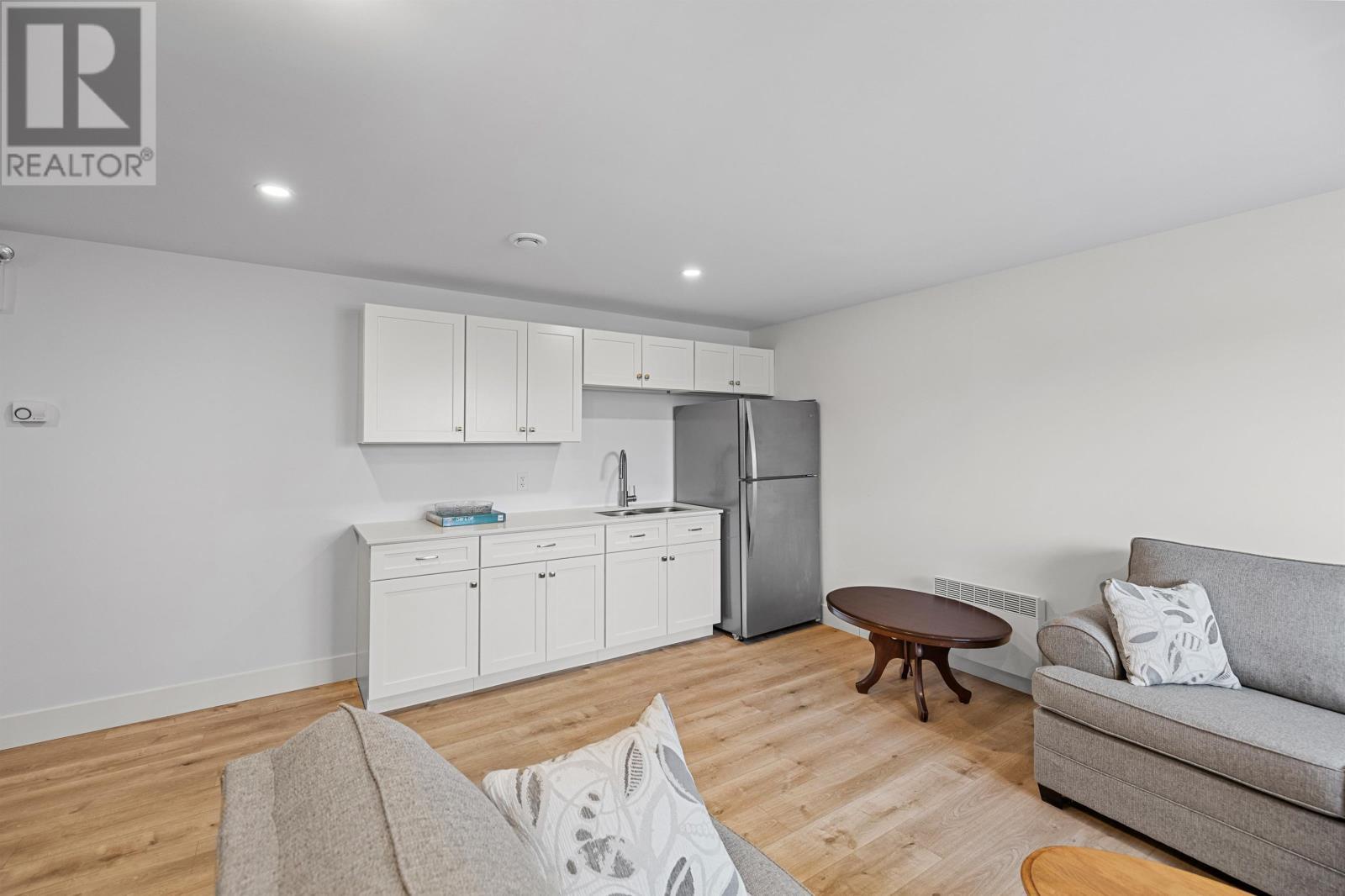 












402 19719 Route 2|UNIT 402

,
Hunter River,




Prince Edward Island
C0A1N0

