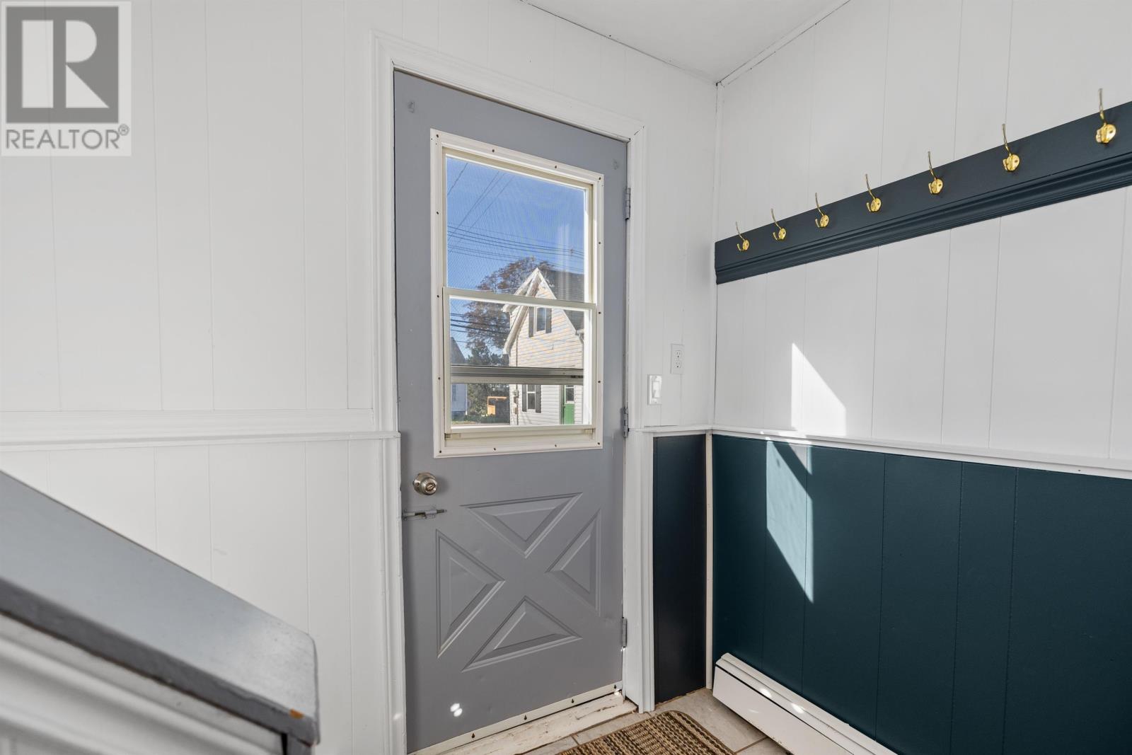 












439b Notre Dame Street

,
Summerside,




Prince Edward Island
C1N1S8

