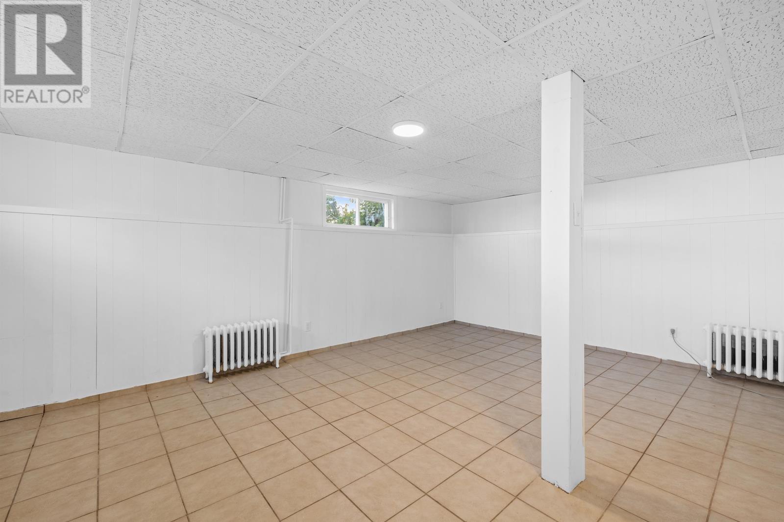 












439b Notre Dame Street

,
Summerside,




Prince Edward Island
C1N1S8

