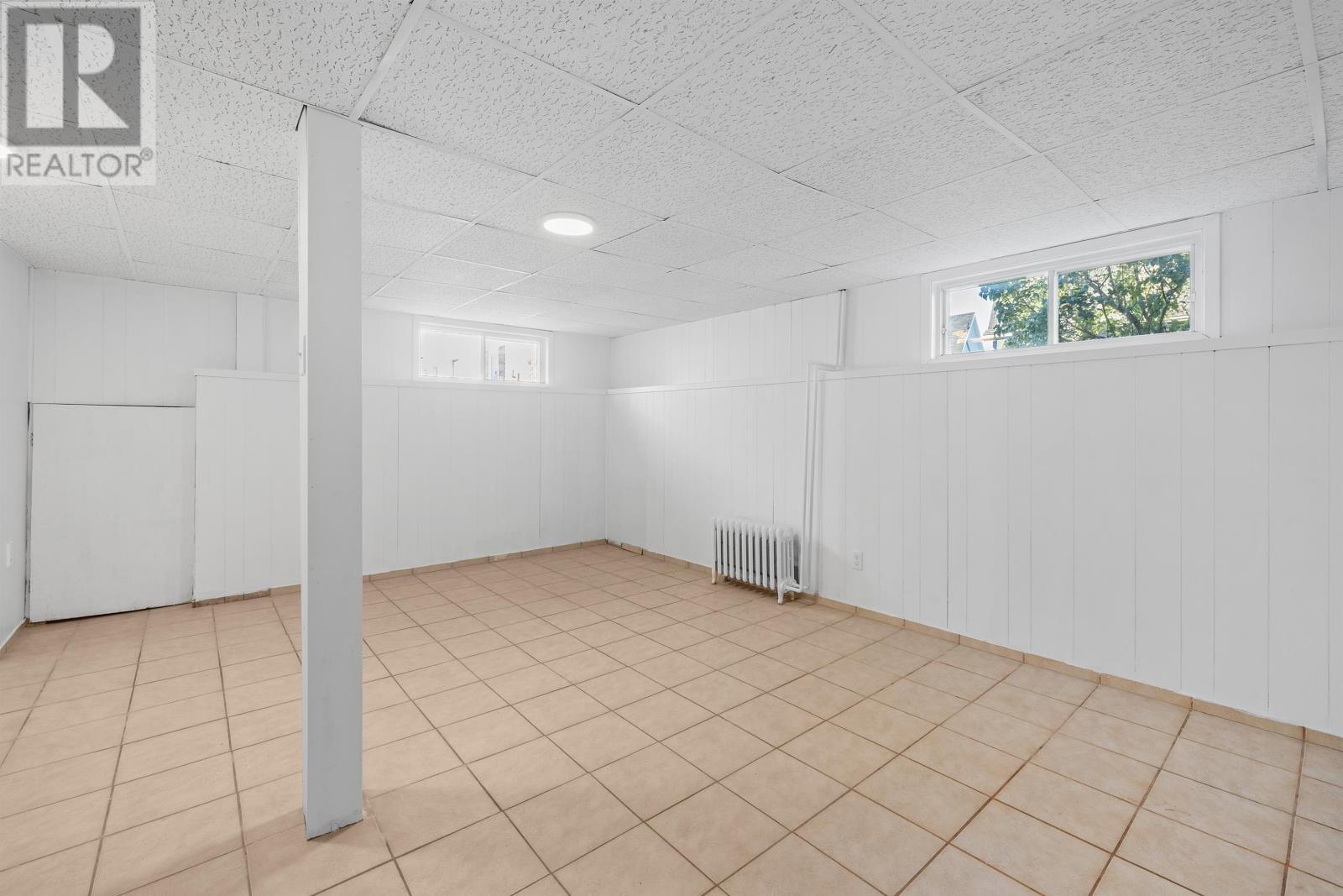 












439b Notre Dame Street

,
Summerside,




Prince Edward Island
C1N1S8

