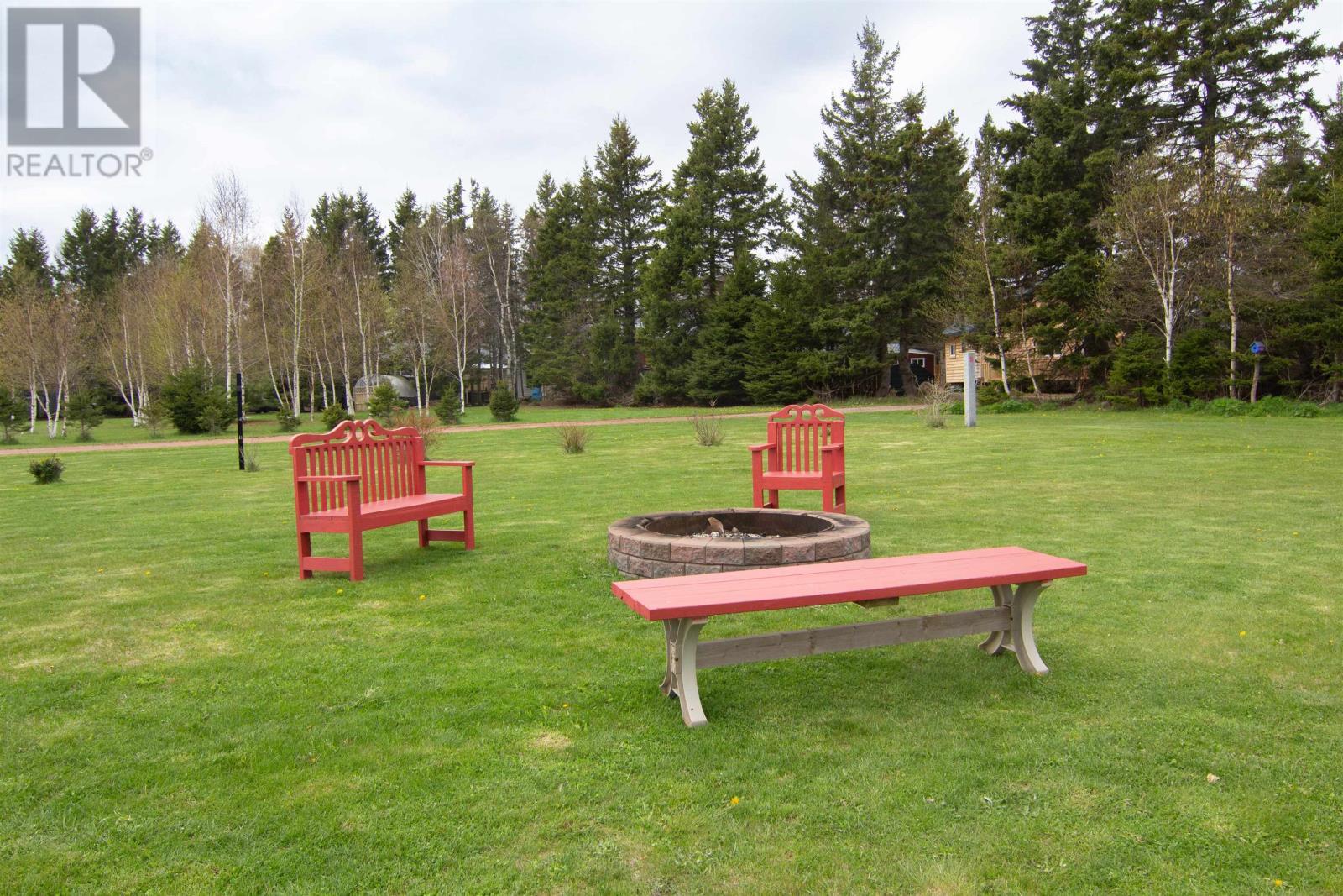 












12 Sophie

,
Cascumpec,







Prince Edward Island
C0B1V0


