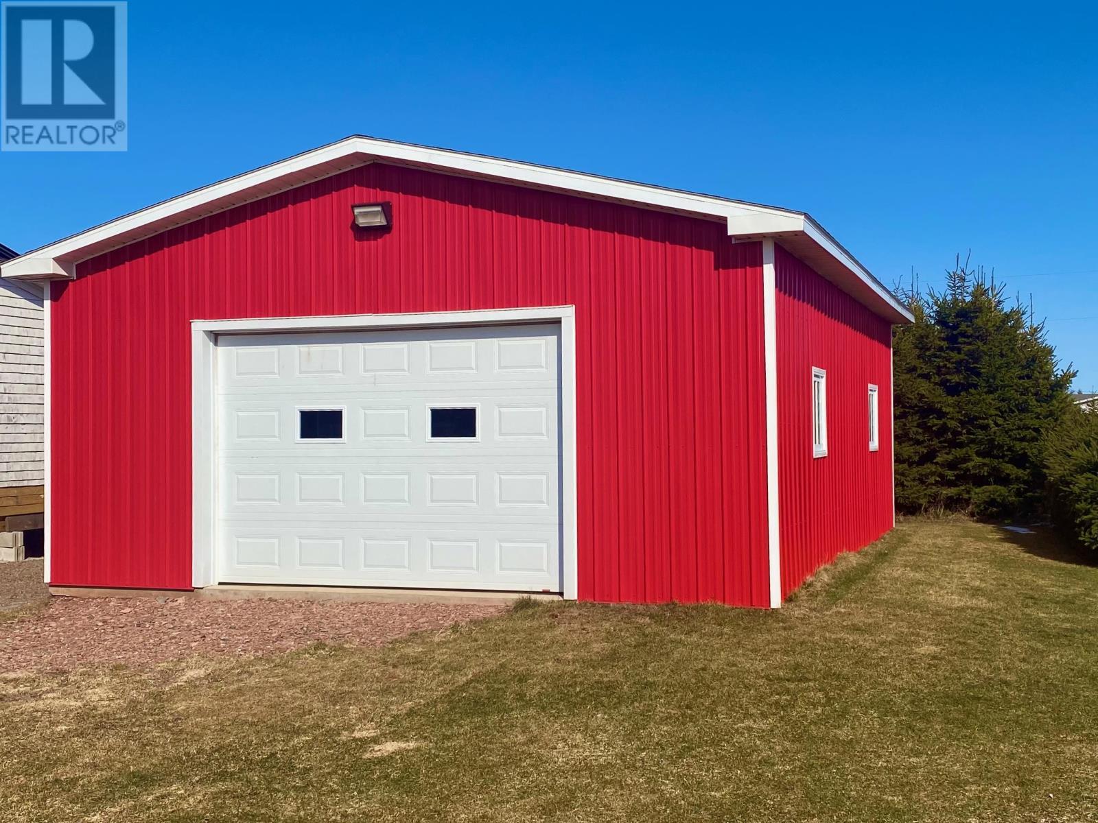 












12 Sophie

,
Cascumpec,







Prince Edward Island
C0B1V0

