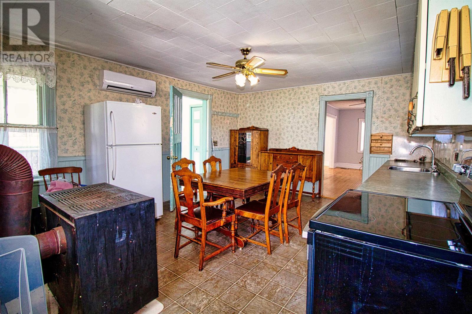












48 Brookside Road

,
Wellington,




Prince Edward Island
C0B2E0

