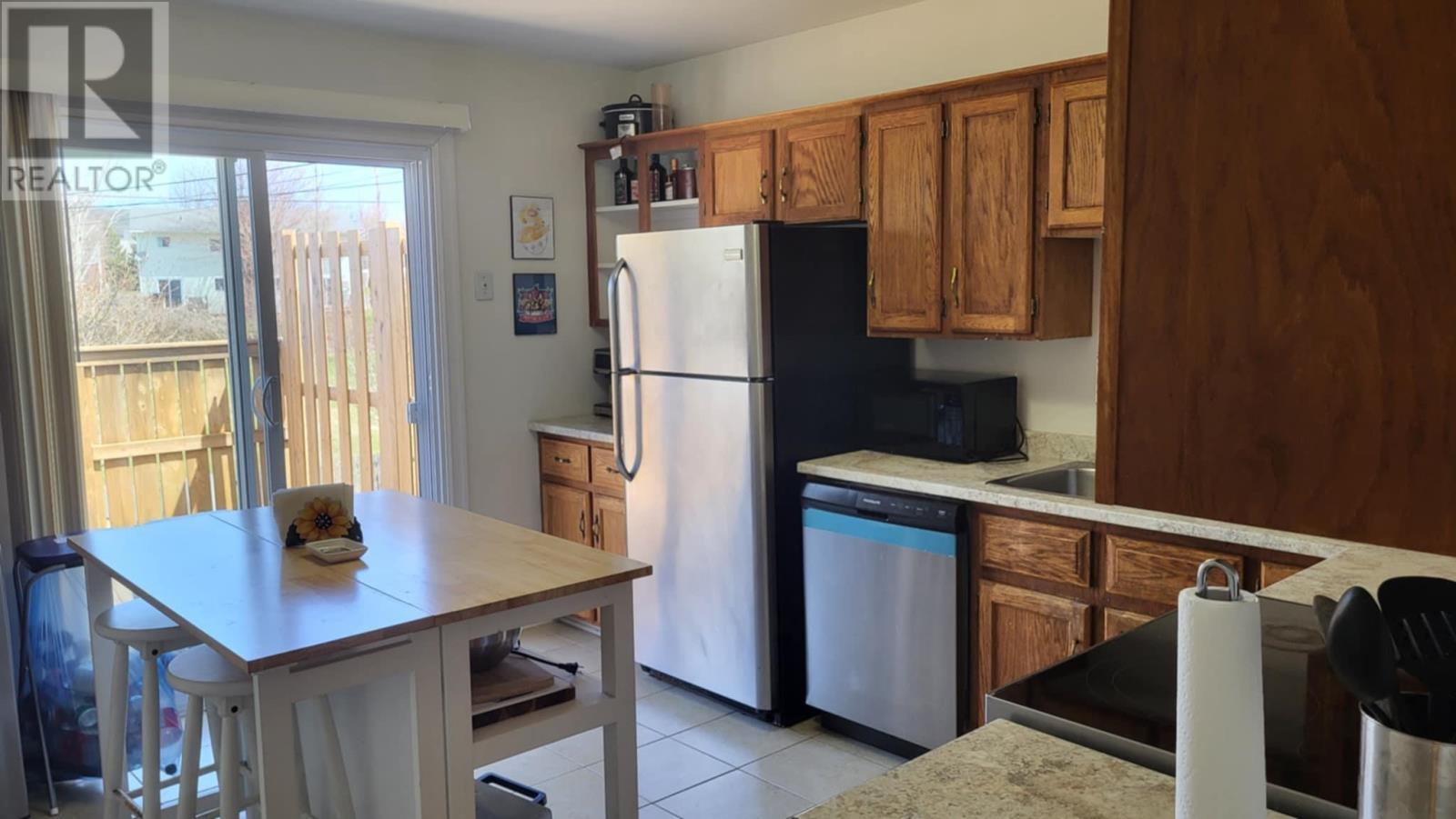 












60 Hutchinson Court

,
Charlottetown,




Prince Edward Island
C1A8H7

