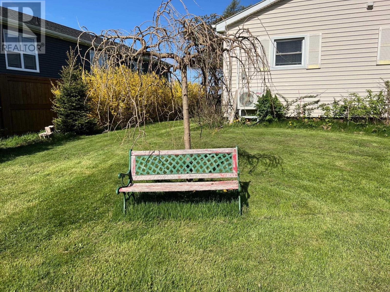 












531 Central Street

,
Summerside,




Prince Edward Island
C1N4J8

