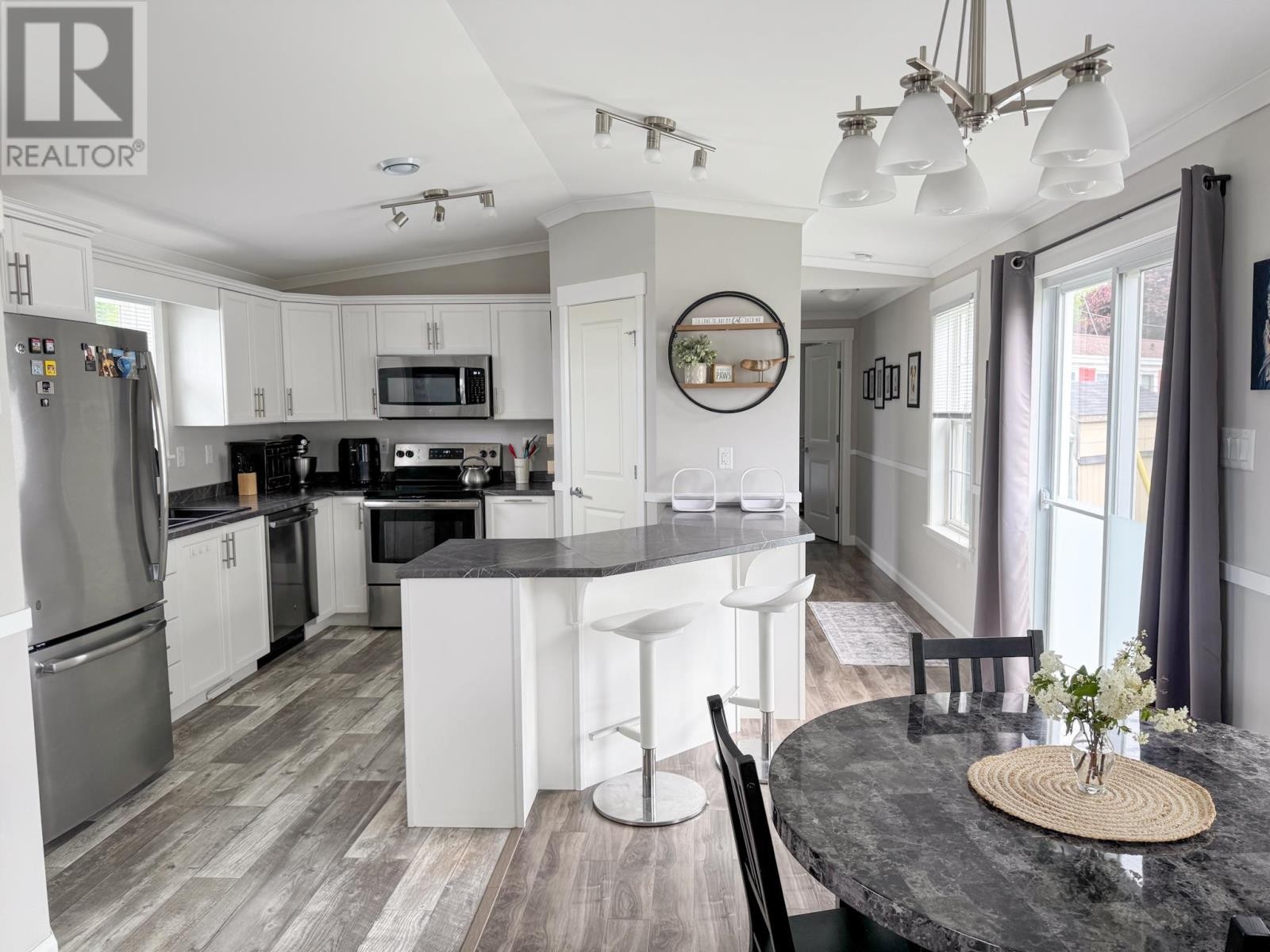 












44 Dawn Drive

,
Miltonvale Park,




Prince Edward Island
C1E0M7

