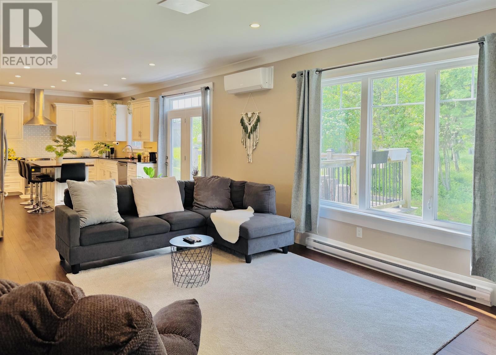 












18 Pembroke Crescent

,
Stratford,




Prince Edward Island
C1B0H9

