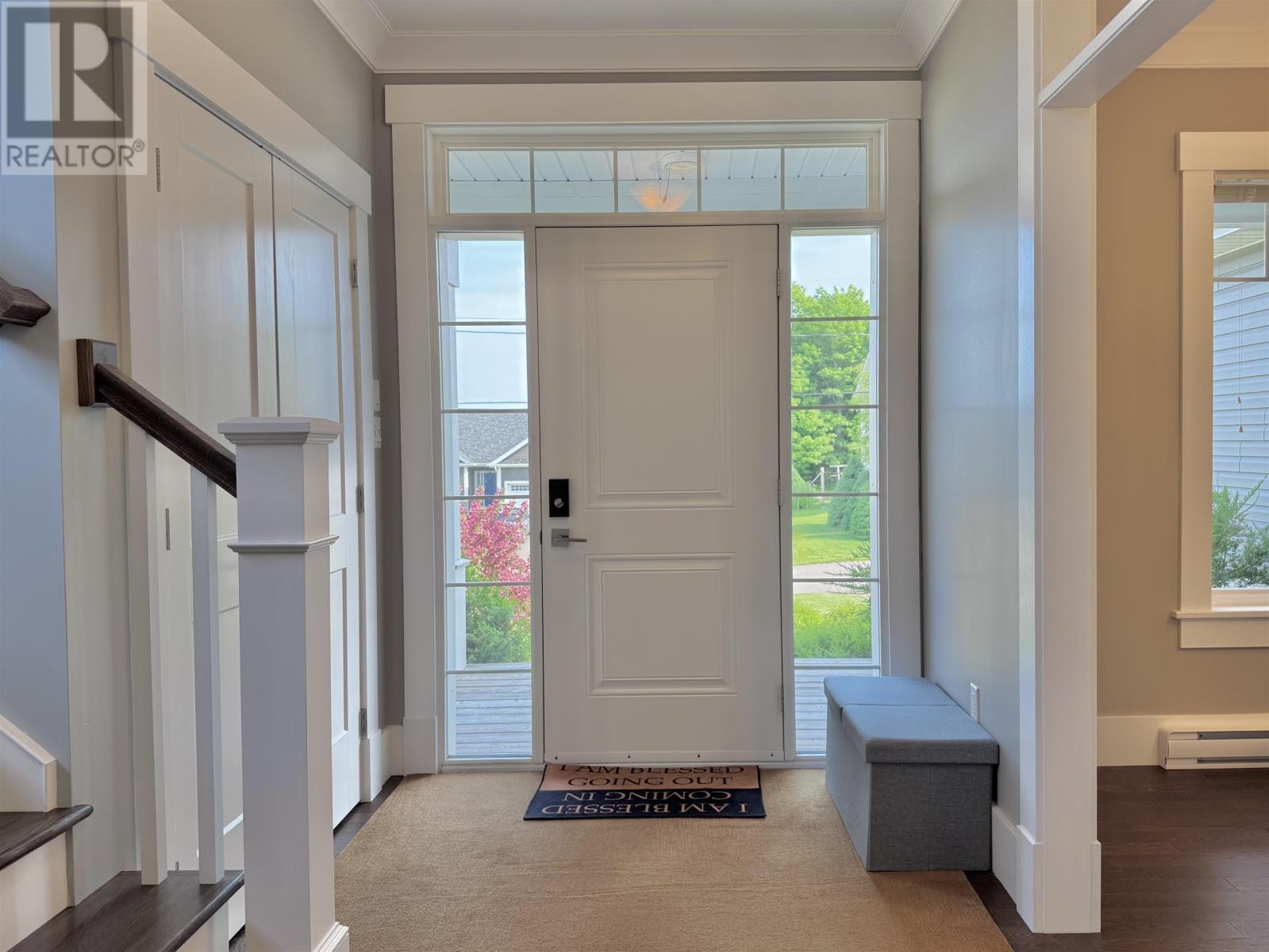 












18 Pembroke Crescent

,
Stratford,




Prince Edward Island
C1B0H9

