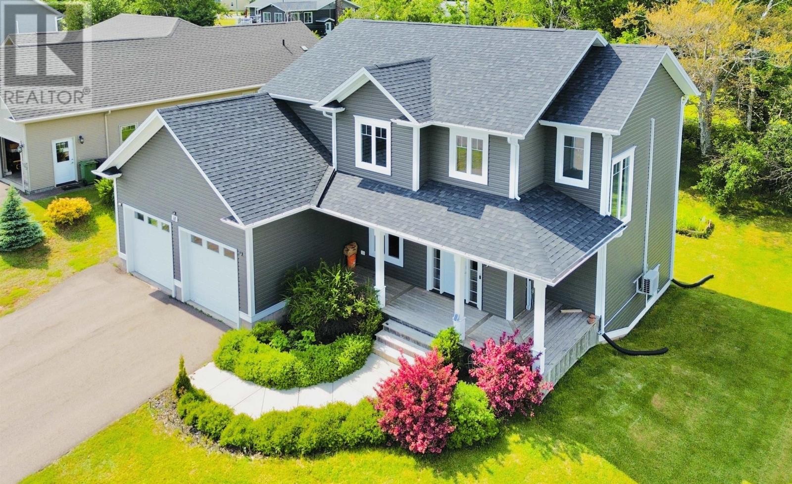 












18 Pembroke Crescent

,
Stratford,




Prince Edward Island
C1B0H9

