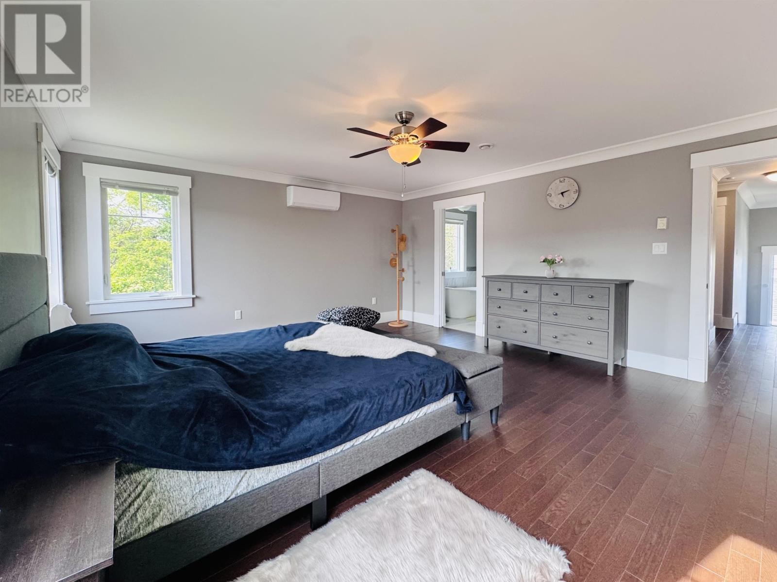 












18 Pembroke Crescent

,
Stratford,




Prince Edward Island
C1B0H9

