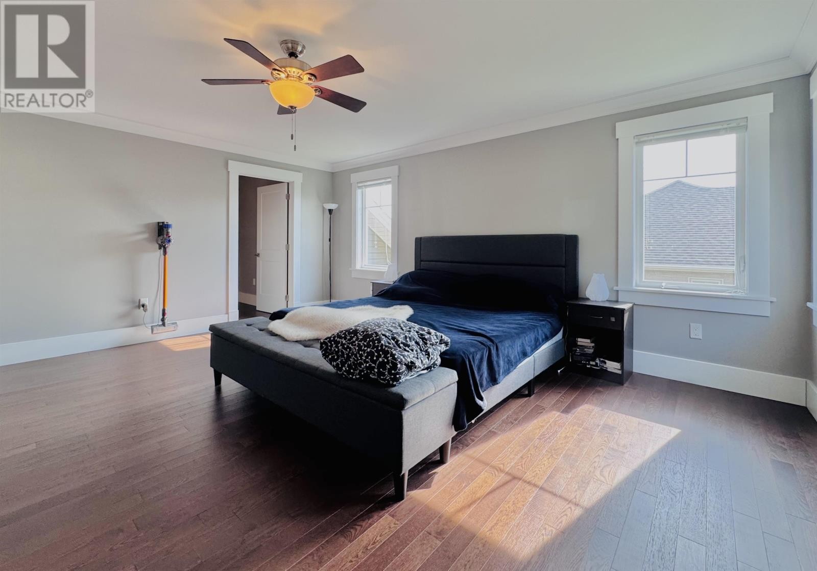 












18 Pembroke Crescent

,
Stratford,




Prince Edward Island
C1B0H9

