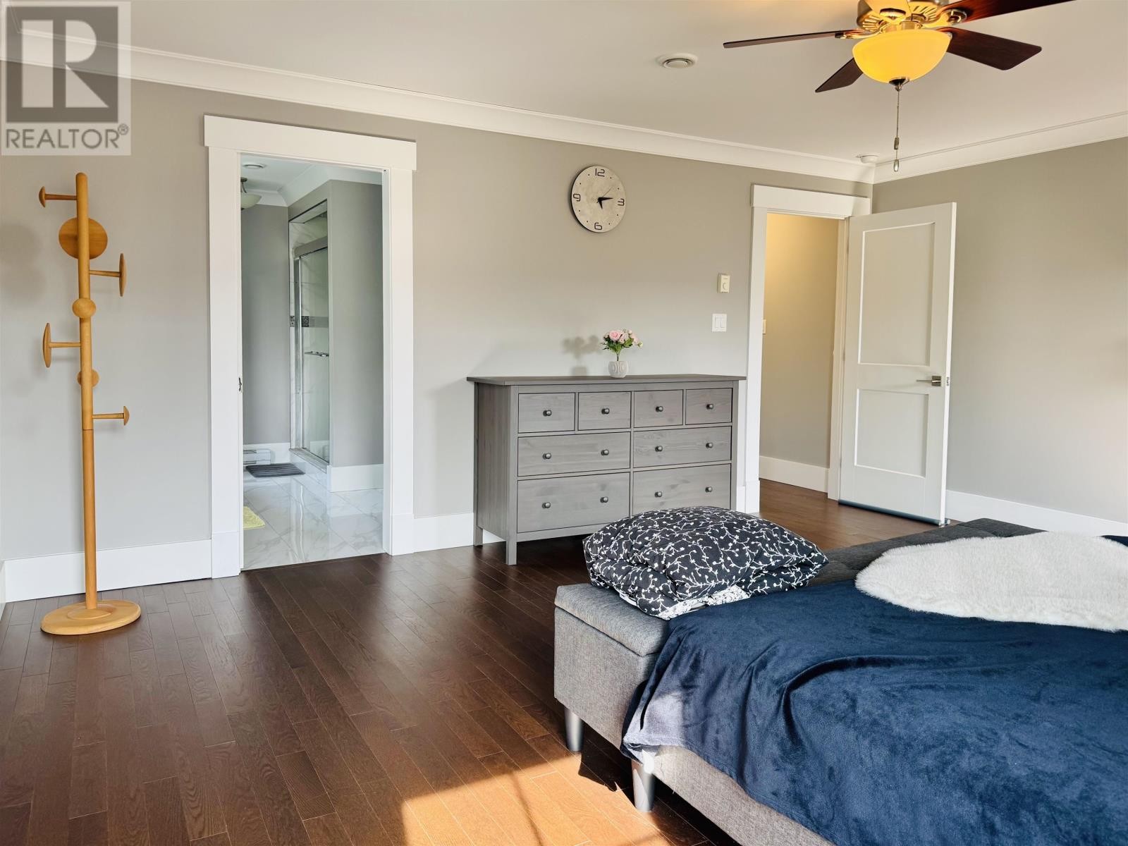 












18 Pembroke Crescent

,
Stratford,




Prince Edward Island
C1B0H9

