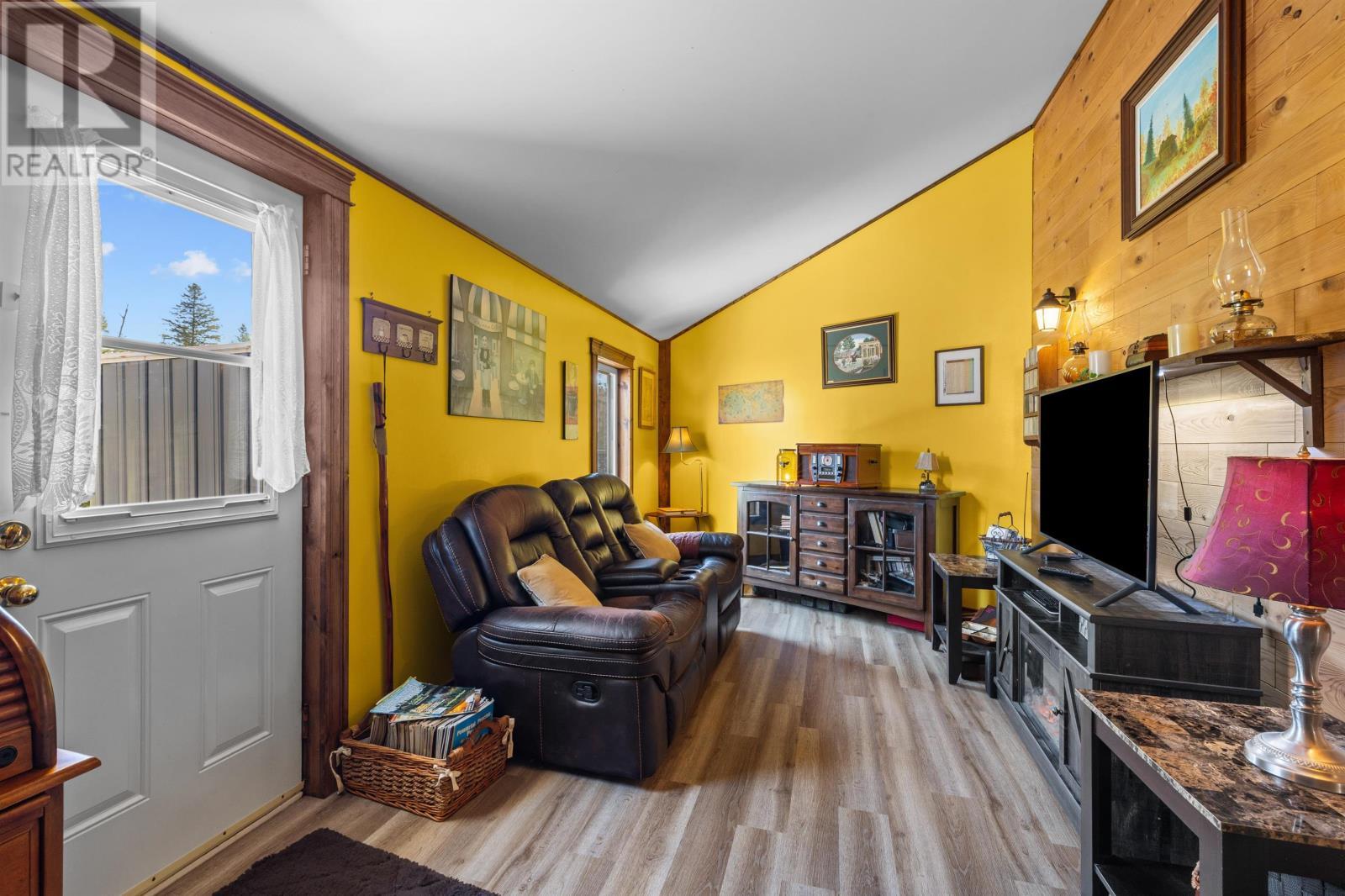 












5225 48 ROAD

,
Cardigan,




Prince Edward Island
C0A1G0

