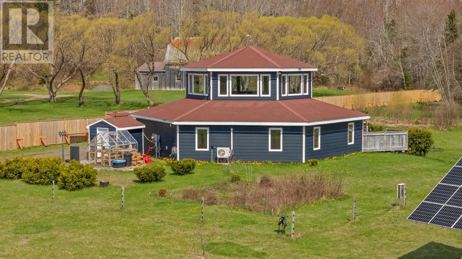












5225 48 ROAD

,
Cardigan,




Prince Edward Island
C0A1G0

