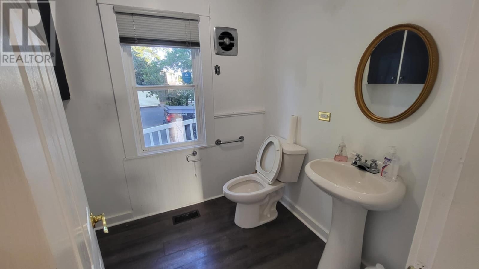 












142 Longworth

,
Charlottetown,




Prince Edward Island
C1A5B3

